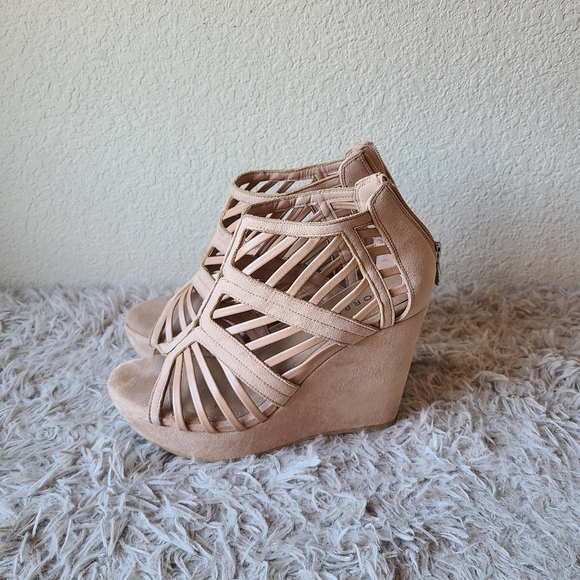 torrid Shoes - TORRID CAGED PLATFORM WEDGE SIZE 8 W